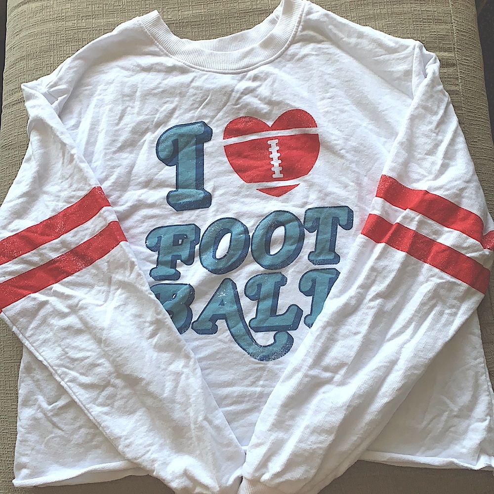 long sleeve tee/sweatshirt